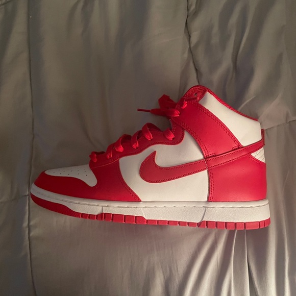 👟Nike Dunk Hi Retro Championship White/Red👟 - Picture 6 of 7